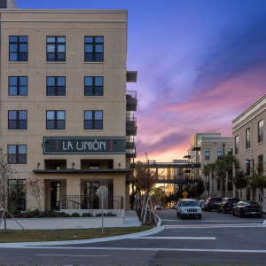 La Union at Tampa Gas Worx​